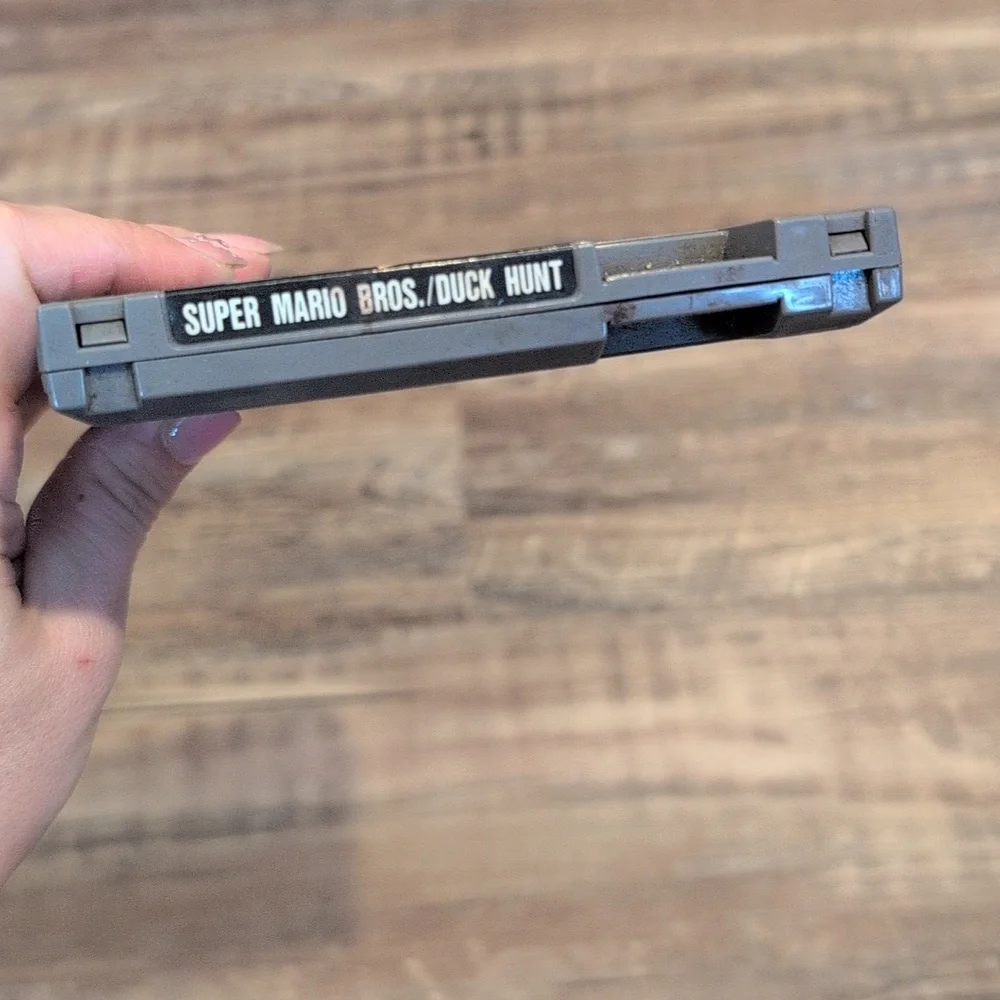 Nintendo Gray Game Cartridge - Super Mario Bros. / Duck Hunt - Picture 4 of 5